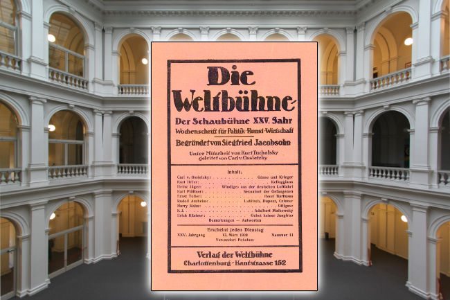 Lichthof der Stabi Hamburg mit Titelbild einer Weltbühne-Ausgabe vom 12.03.1929